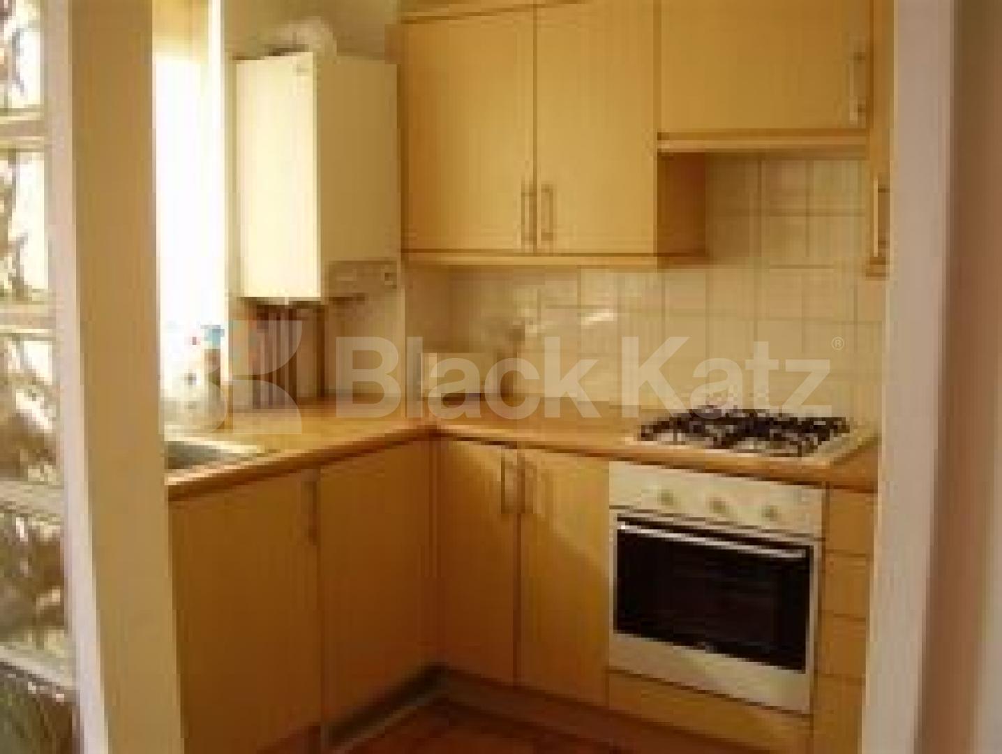 			1 Bedroom, 1 bath, 1 reception Flat			 Vulcan Way, BARNSBURY/ISLINGTON N7